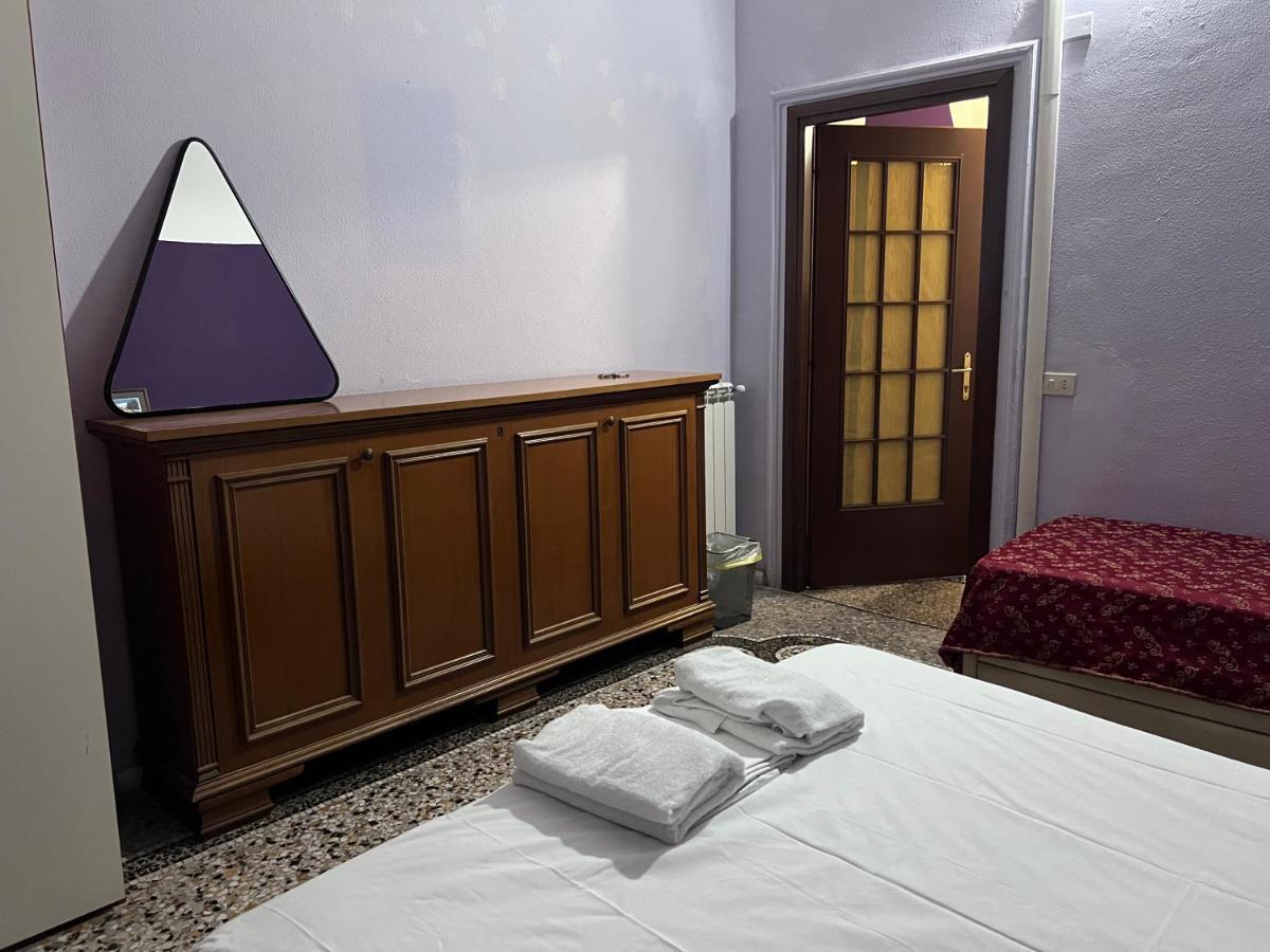 guesthouse ava roma Eksteriør billede